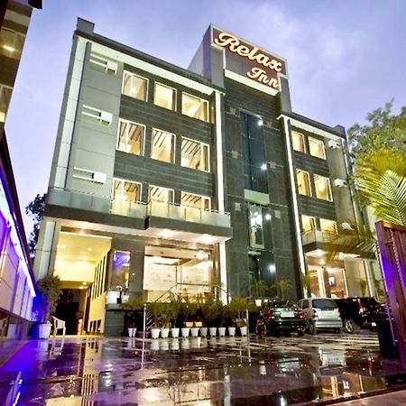 Treebo Premium Relax Inn Patel Nagar New Delhi Bagian luar foto