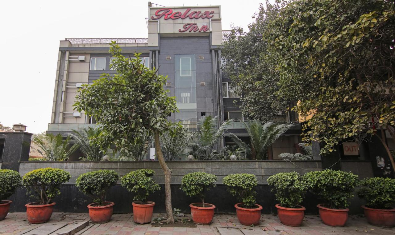 Treebo Premium Relax Inn Patel Nagar New Delhi Bagian luar foto